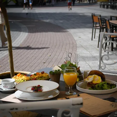 Atlas House Luxury 4*