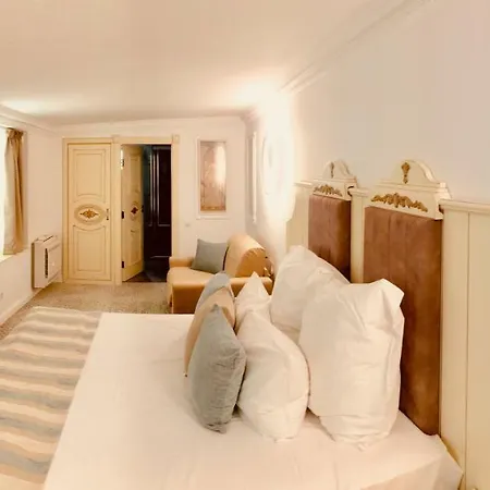 Atlas House Luxury Пловдив