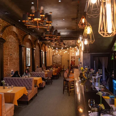 Atlas House Luxury בית הארחה 4*