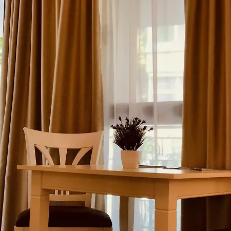 Atlas House Luxury פלובדיב