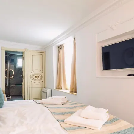 Atlas House Luxury Pensiune 4*